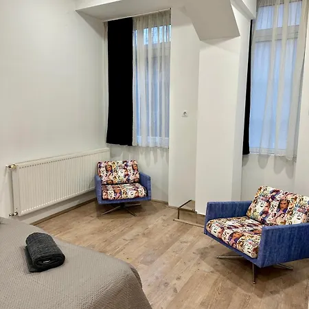 Apartmán X Pětikostelí