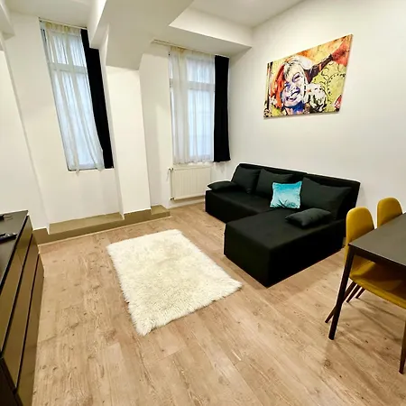 Apartmán X Pětikostelí